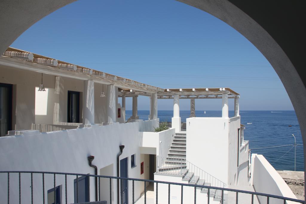Hotel Cutimare - Aeolian Charme Acquacalda Buitenkant foto