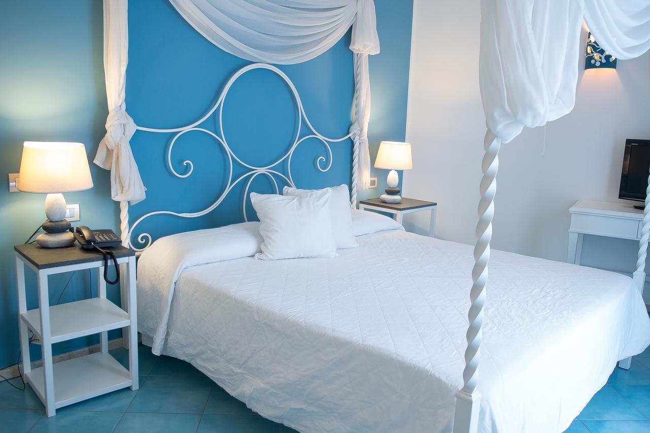 Hotel Cutimare - Aeolian Charme Acquacalda Buitenkant foto