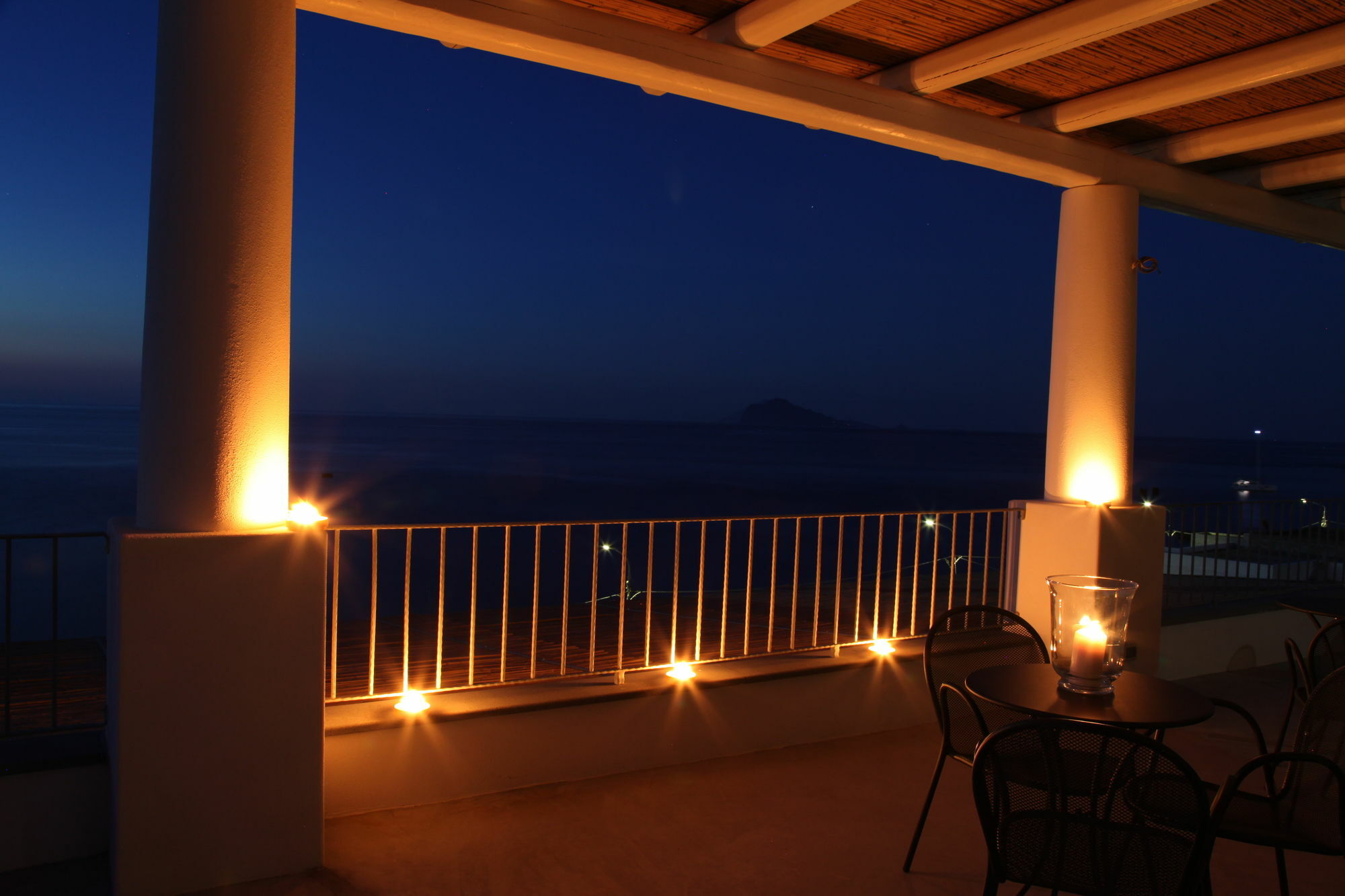 Hotel Cutimare - Aeolian Charme Acquacalda Buitenkant foto