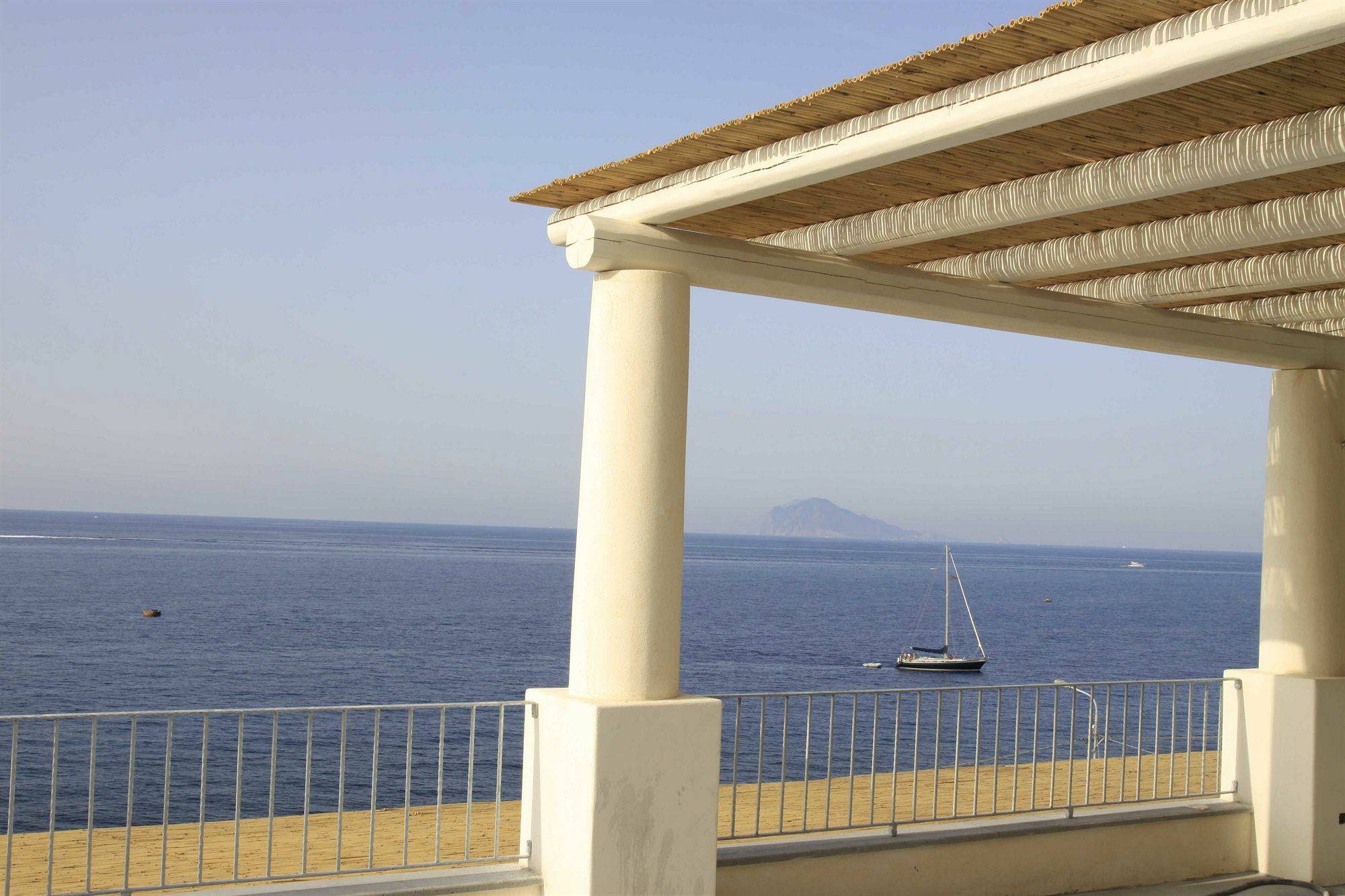 Hotel Cutimare - Aeolian Charme Acquacalda Buitenkant foto
