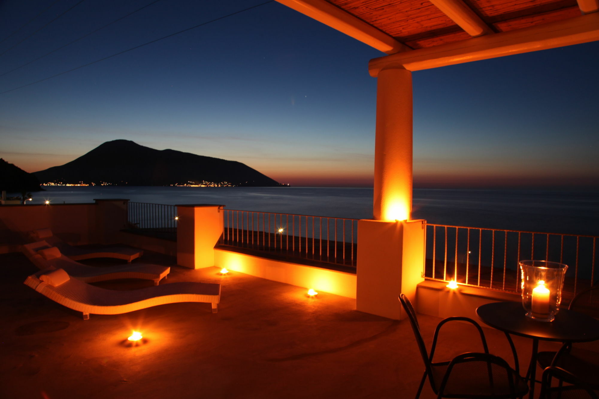 Hotel Cutimare - Aeolian Charme Acquacalda Buitenkant foto